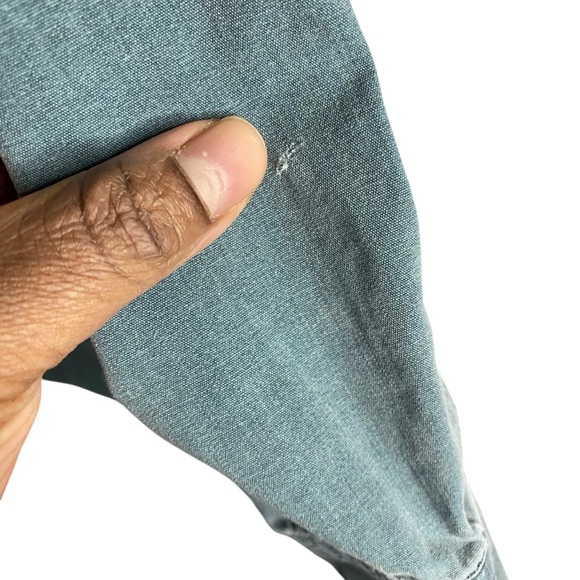 Wind River Men's Green Casual Button-Down Shirt - Picture 6 of 7